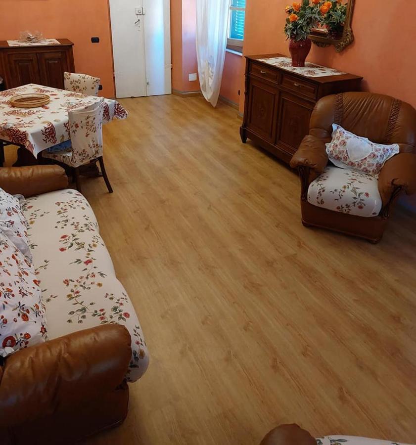 Appartamento Giallo Ріо-Маріна Екстер'єр фото